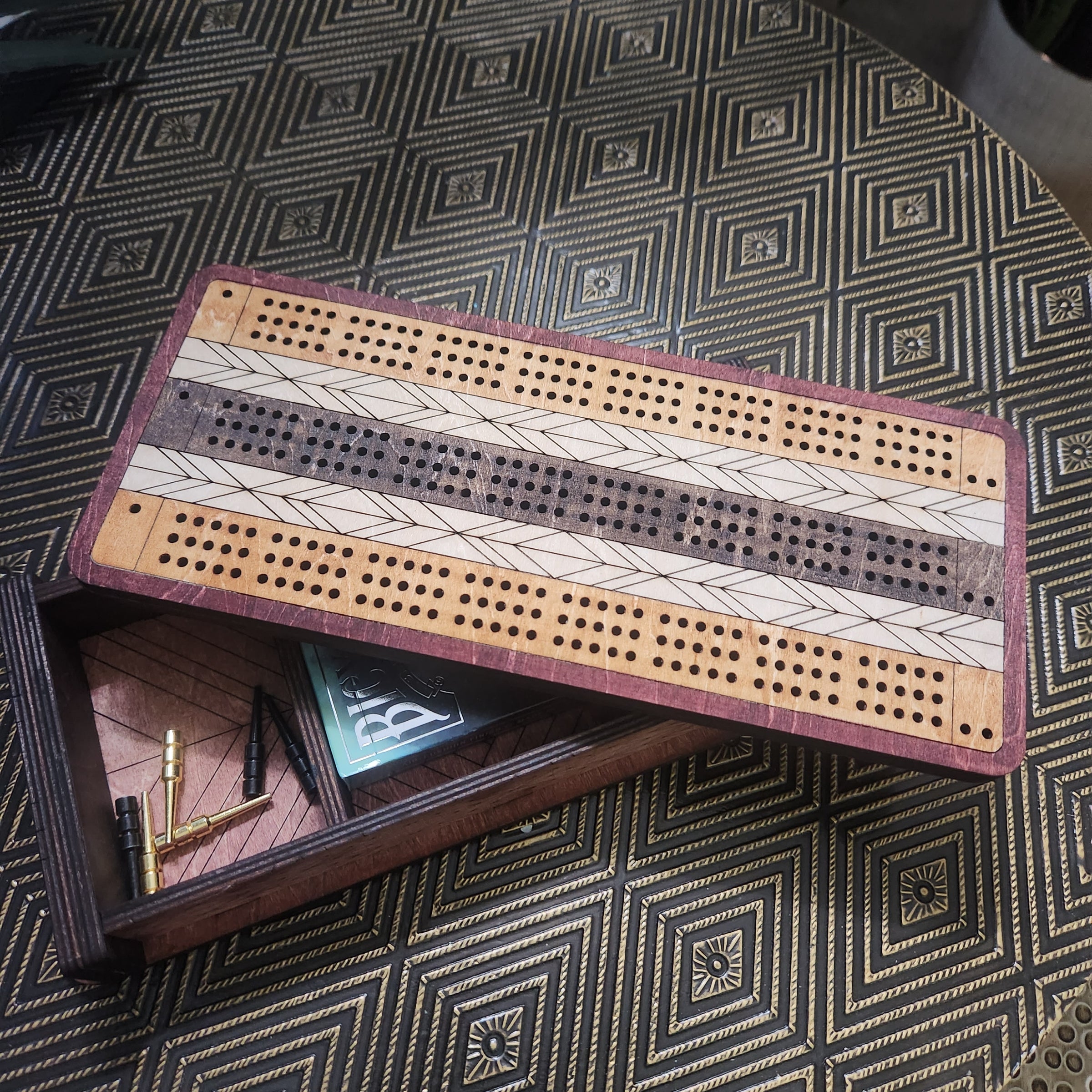 THE HEIRLOOM  CRIBBAGE GAME SET with STORAGE BOX -  Teak, Oak and Walnut Stains - from THE NAVARRI GAME COLLECTION