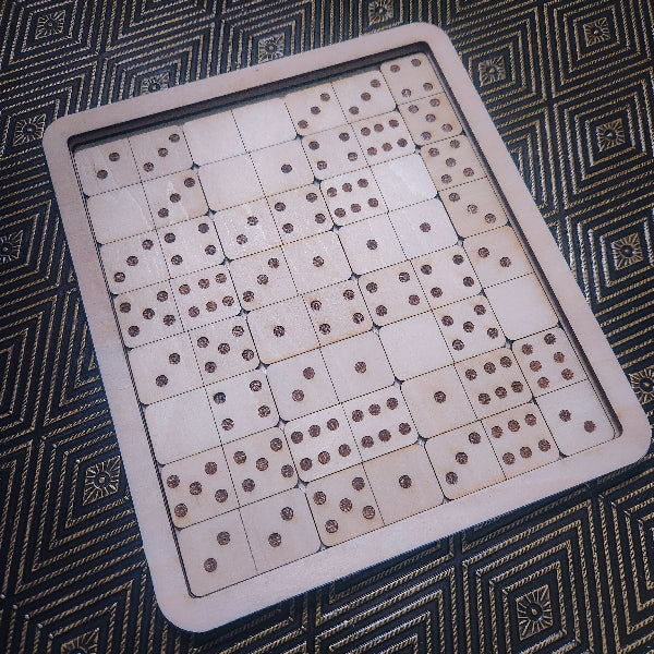 HERITAGE DOMINO GAME SET, Celtic Circle