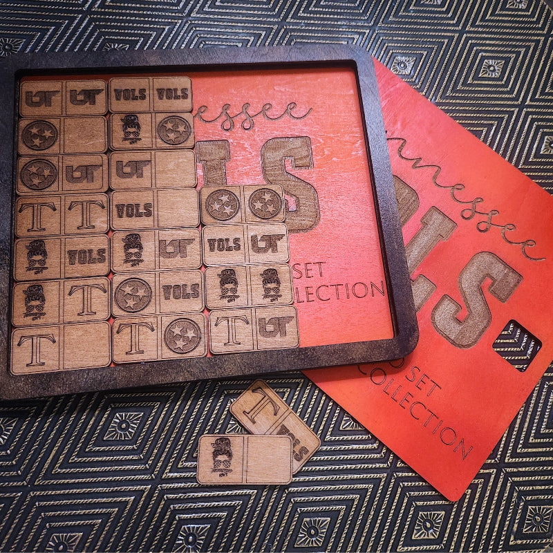 HERITAGE DOMINO GAME SET, TENNESSEE FOOTBALL EDITION