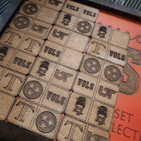 HERITAGE DOMINO GAME SET, TENNESSEE FOOTBALL EDITION