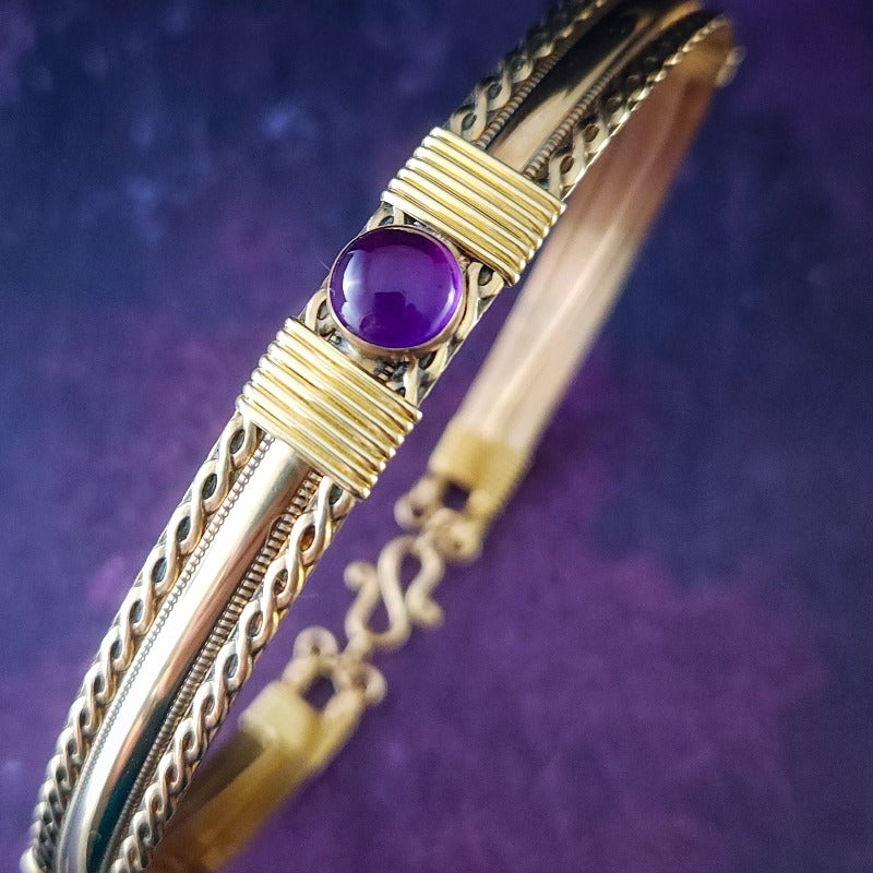Bold, dramatic and luxurious, this collar is from our BABYLON COLLECTION. Babylonian jewelry was not only a way to add style but also represented wealth, status, and spiritual reverence. An exquisite craft, attention to detail, and artistic prowess left a permanent impression in the world of ancient jewelry. My Secret Heart Studios