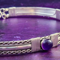 Bold, dramatic and luxurious, this collar is from our BABYLON COLLECTION. Babylonian jewelry was not only a way to add style but also represented wealth, status, and spiritual reverence. An exquisite craft, attention to detail, and artistic prowess left a permanent impression in the world of ancient jewelry.
