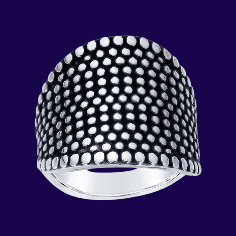 Dusk is when spirits and goblins come out to roam. Capture the mysterious beauty of this twilight hour with our sterling silver ring featuring bright dots against a dark, oxidized background.