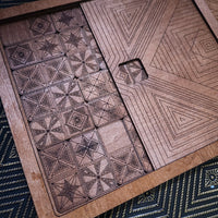 HERITAGE DOMINO GAME SET, GEOMETRY