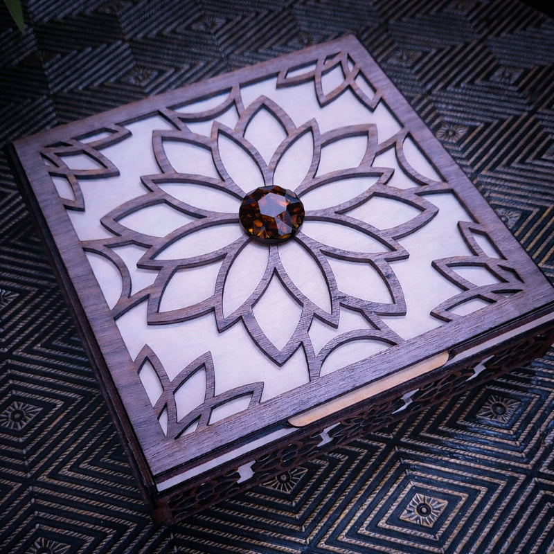 MANDALA PRESENTATION BOX {Walnut & Basswood}
