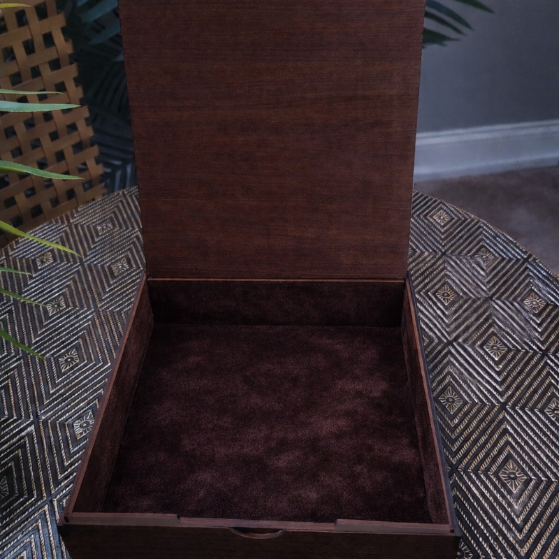 MANDALA PRESENTATION BOX {Walnut & Basswood}