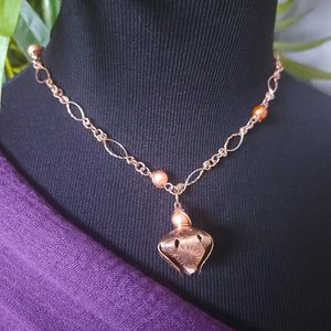 Rose Gold luxury! Our PRETTY PETALS KITTEN BELL provides a striking example of dominance and submission with its handmade chain links inspired by a petal shape. The rose gold glistens, giving this piece a look of luxury. It is guaranteed to make your kitten purr with delight! An original design, our locking submissive kitten bell is handcrafted with all the grace and discretion that My Secret Heart is known for. 