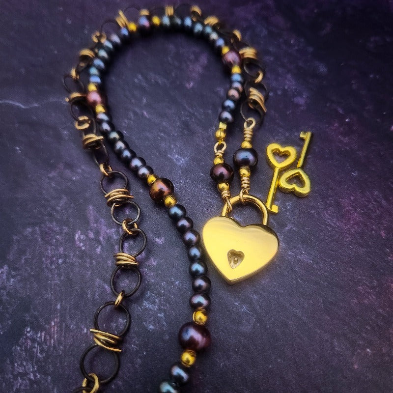 Pearl go together with Barbed Wire like Pleasure and Pain, lol. We went a bit crazy and mixed these two up. So Your sub will look pretty, even if there's just a bit of pain. By My Secret Heart Studios