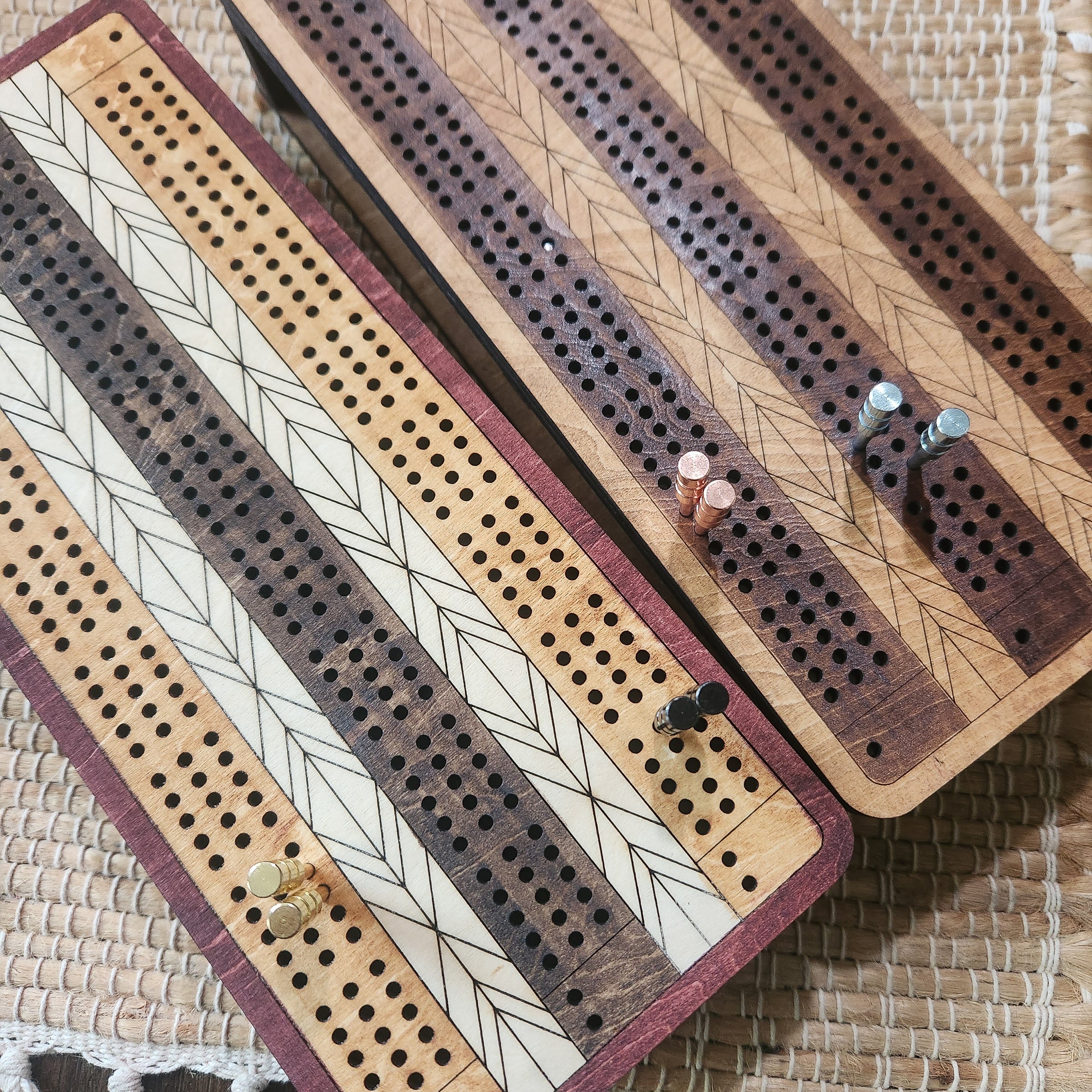 THE HEIRLOOM  CRIBBAGE GAME SET with STORAGE BOX -  Teak, Oak and Walnut Stains - from THE NAVARRI GAME COLLECTION