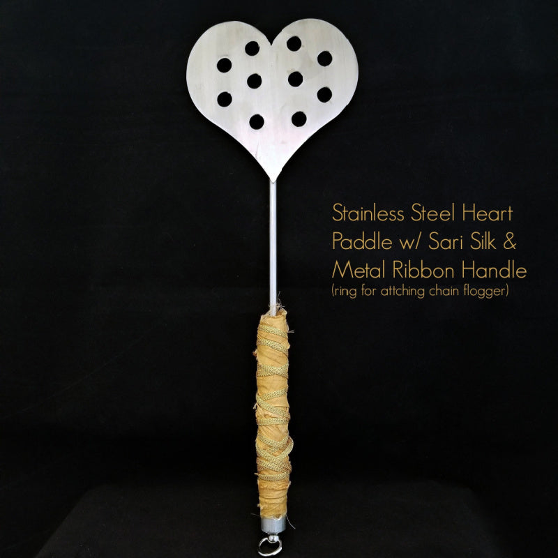 Intended for the serious sadist, it's certainly not for the faint of heart. This paddle should only be used by advanced players. Delivers a blistering sting with one spank. Used with a heavy/hard hand, this paddle will cause bruising and can draw blood. 