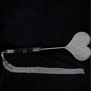 Intended for the serious sadist, it's certainly not for the faint of heart. This paddle should only be used by advanced players. Delivers a blistering sting with one spank. Used with a heavy/hard hand, this paddle will cause bruising and can draw blood. 