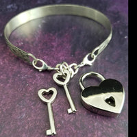 DOMINANT'S KEY KEEPER CUFF, Soft and Sweet