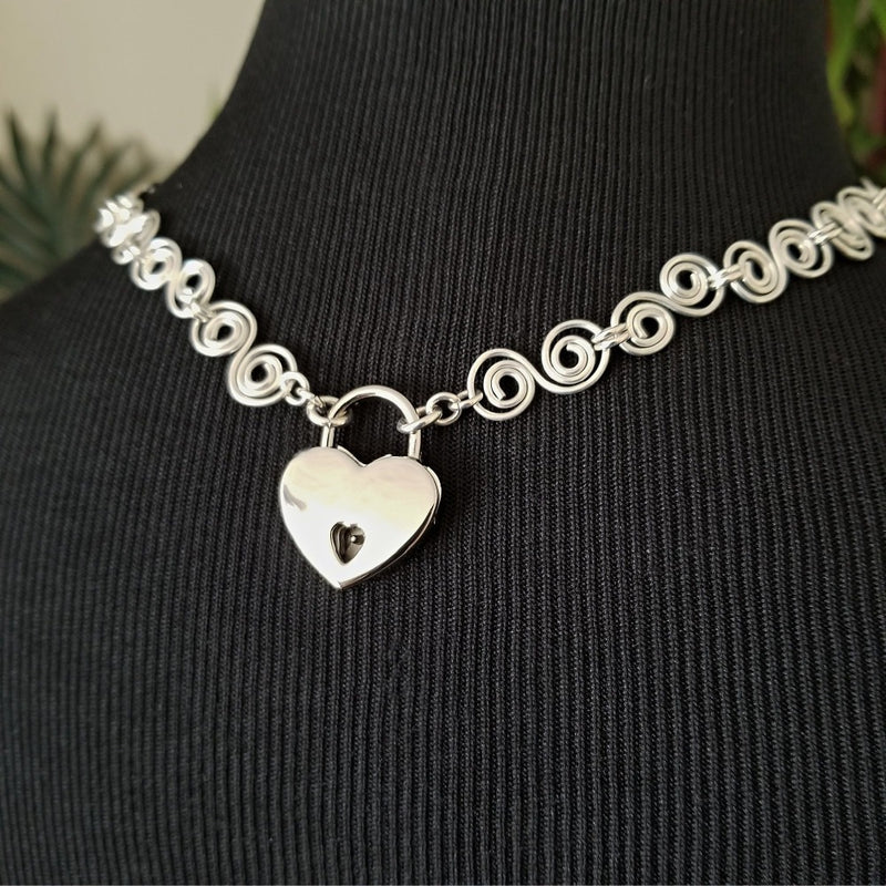 An infinity symbol is a universal statement of unending love. I believe those in a committed BDSM lifestyle know that our commitment is usually deeper and stronger than most traditional relationships. {Just my humble opinion, ;-D } These soft chain link collar is such a beautiful way to honor your power exchange or dynamic. This submissive collar can be worn locked, or with a traditional clasp for total discretion.