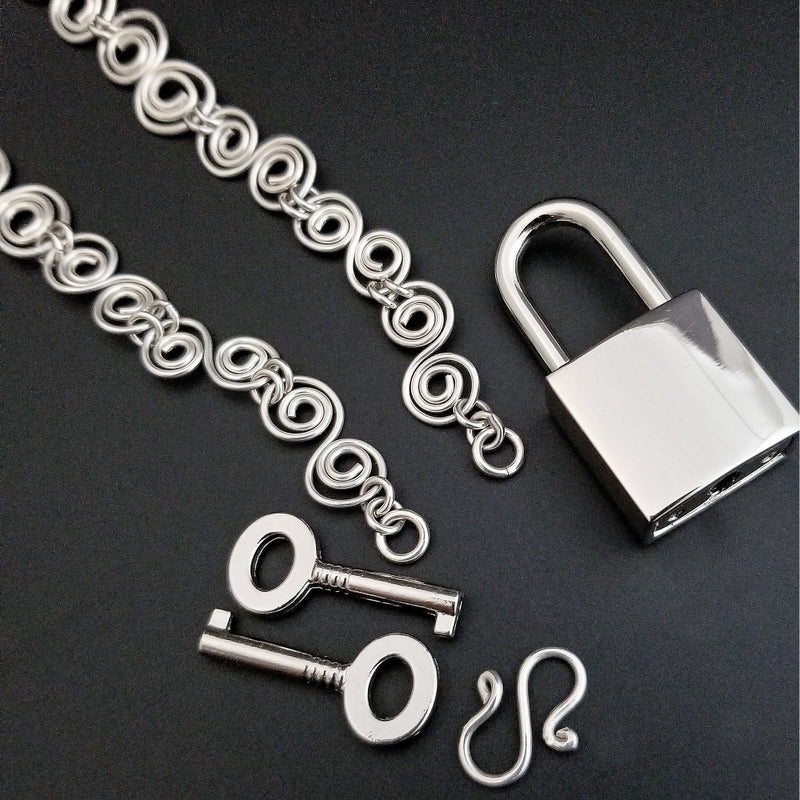 An infinity symbol is a universal statement of unending love. I believe those in a committed BDSM lifestyle know that our commitment is usually deeper and stronger than most traditional relationships. {Just my humble opinion, ;-D } These soft chain link collar is such a beautiful way to honor your power exchange or dynamic. This submissive collar can be worn locked, or with a traditional clasp for total discretion.