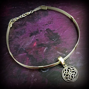 LODI COLLAR with TRIQUETRA KNOT (Sterling)