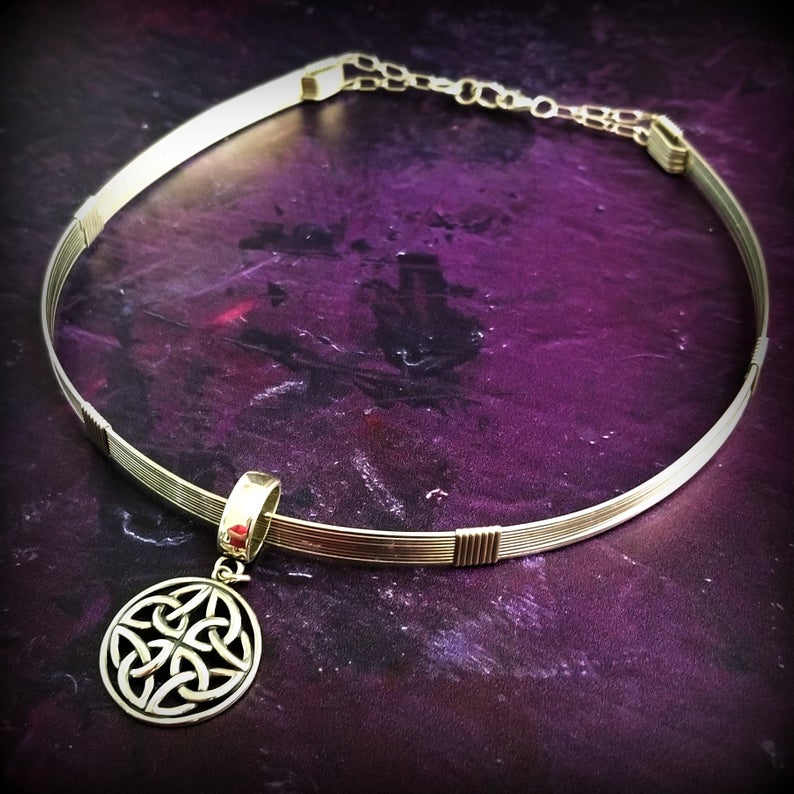 LODI COLLAR with TRIQUETRA KNOT (Sterling)