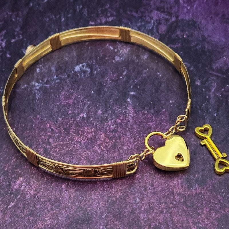 SOFT and SWEET Locking Gemstone Collar, Amethyst