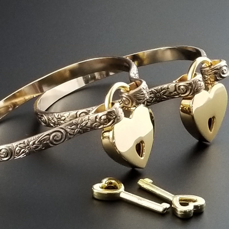 Our ‘WILD FLOWER’ collection speaks of rambling cottage gardens. Sensual and romantic. This artisan BDSM submissive jewelry is handcrafted in a floral pattern of sterling silver. Truly a high-quality artisan collar made to last; it will be a cherished addition to any collection. A beautiful symbol of commitment/ wedding gift for those in a D/s relationship. My Secret Heart Studios