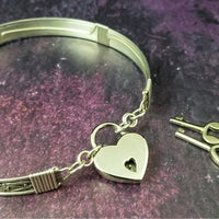 SOFT and SWEET Locking Gemstone Collar, Garnet