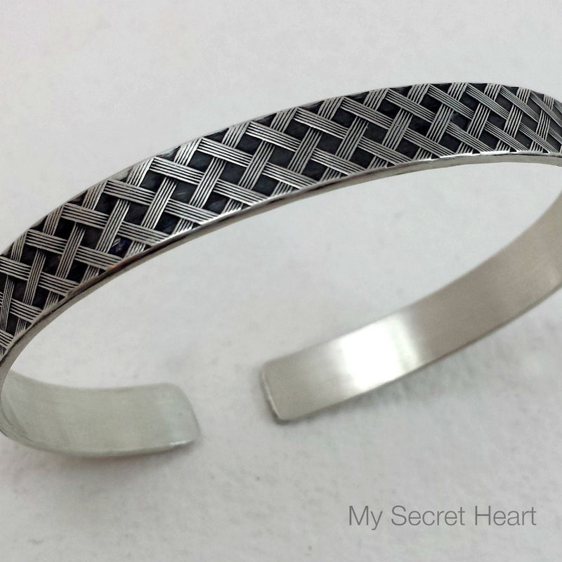 Our Darkenwald design is reminiscent of old castle walls, knights on galloping horses and laughter and ale in the great hall by firelight.  Substantial sterling silver. PERFECT COMPANION to our Darkenwald Collars & Submissive Cuffs