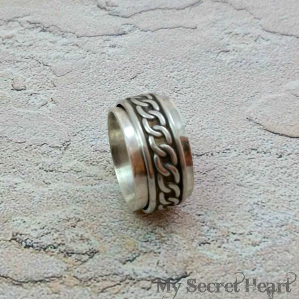 DONOVAN Ring