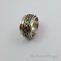DONOVAN Ring