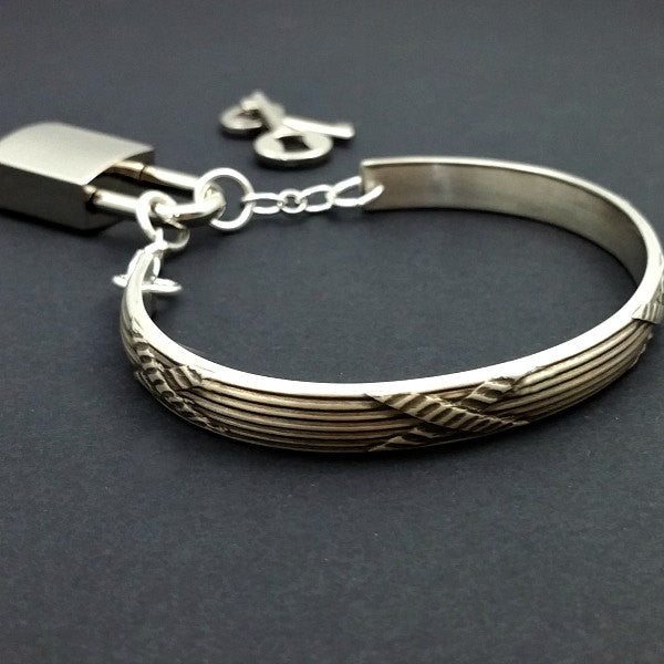 ST. ANDREW-KREUZ-Verschlussarmbänder {Paar}